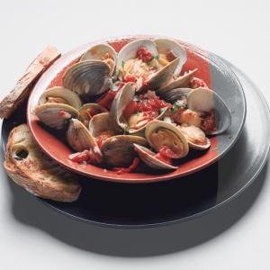 Clams with Smoky Bacon and Tomatoes image