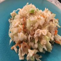 Crunchy Cabbage and Ramen Noodle Salad_image