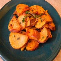 Sauteed Herbed Sweet Potatoes_image