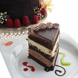 Junior's Chocolate Dream Layer Cake Recipe - (3.5/5)_image