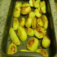 Proper British Roast Potatoes_image