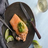 Salmon With Lime Herb Butter_image