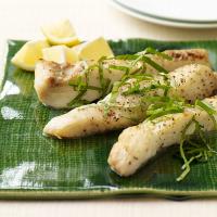 Broiled halibut with lemon and herbs_image