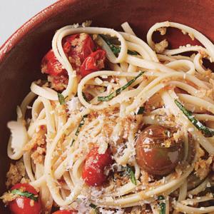 Linguine with Baby Heirloom Tomatoes and Anchovy Breadcrumbs Recipe | Epicurious.com_image