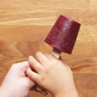 Frozen Smoothie Pops Recipe by Tasty image