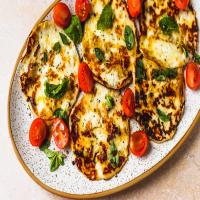 3-Minute Fried Halloumi Cheese Meze_image