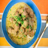 Sunny's Easy Coconut Green Curry Meatballs image