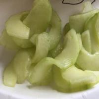 Sunomono (Vinegared Cucumber)_image