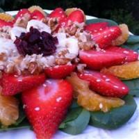 Spinach and Fruit Honey Salad_image