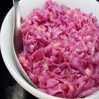 Sweet-Sour Red Cabbage-German image