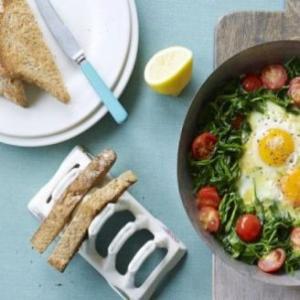 Butter-poached egg in a vegetable nest_image