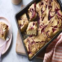 Peanut butter and jelly traybake_image