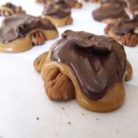 Chocolate Caramel Turtles image