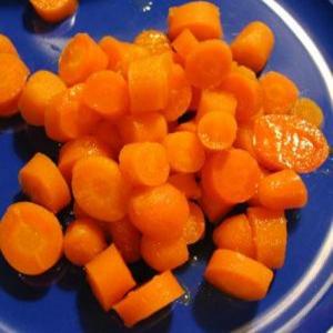 Apricot Glazed Carrots image