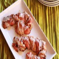 Candy Cane Cinnamon Rolls_image