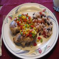 Grilled Chicken With Corn and Sweet Pepper Relish_image