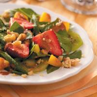Fresh & Fruity Spinach Salad_image
