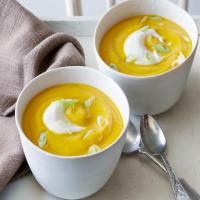 Chilled Carrot and Cauliflower Soup image