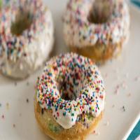 Baked Confetti Doughnuts_image