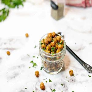 Air Fryer Garlic and Herb Roasted Chickpeas - Fork To Spoon_image