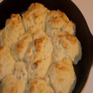 Rich Easy Sunday Biscuits_image