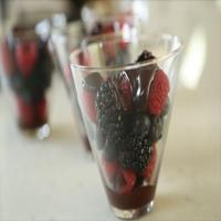 Dark Chocolate Sauce with Fresh Berries_image