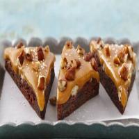 Salted Caramel Turtle Triangles_image