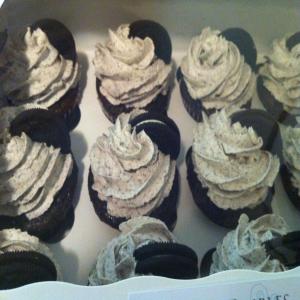 Ultimate Cookies and Cream Lovers Cupcakes image