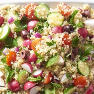 Vegan Mediterranean Quinoa Salad_image