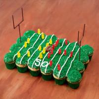 Pull Apart Touchdown Cupcakes image