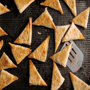 Phyllo Triangles With Squash and Mint_image