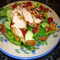 Grilled Raspberry Chicken Salad_image