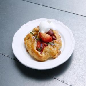 Pluot Galettes with Apple Mint and Calvados-Laced Whipped Cream_image