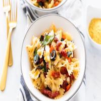 Artichoke and Sun-Dried Tomato Pasta_image