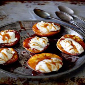 Grilled Vanilla Bean Mascarpone Peaches with Salted Bourbon Caramel Recipe - (4.5/5)_image