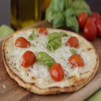Naan Grilled Pizza image