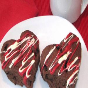 Chocolate-Cherry Valentine Scones_image