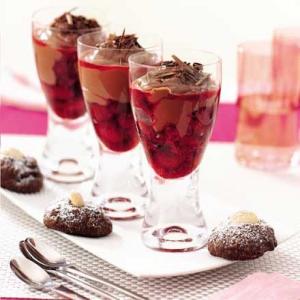 Chocolate & raspberry creams image