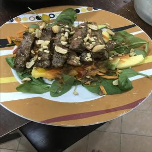 Easy Sirloin Thai Salad_image