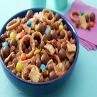 Big Game Cereal Snack Mix_image