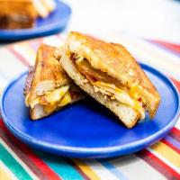 Iron Chef Grilled Cheese_image