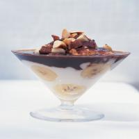Toffee-fudge Bananas with Toasted Nuts_image