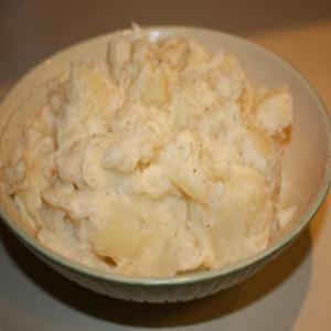 Creamy Dreamy Potato Salad - EASY_image