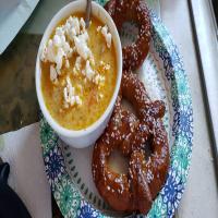 Wisconsin Native's Beer Cheese Soup_image