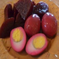 Gram's Spiced Red Beet Eggs_image