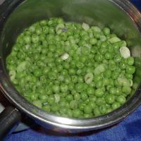 Tarragon Green Peas image