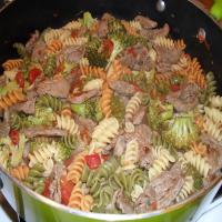 Pasta with Beef, Broccoli and Tomatoes image