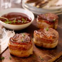 David Venable's Bacon-Wrapped Beef Tenderloin with Red Wine Sauce Recipe - (4.6/5)_image