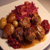 Swedish Meatballs W/ Gravy & Lingonberry Preserves_image