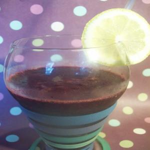 Tangy Raw Smoothie Treat - Pomegranate & Berry_image